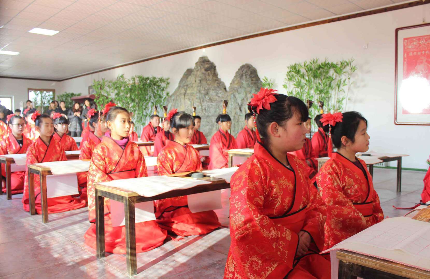 寇中天篆刻艺术馆举办传统文化进乡村活动